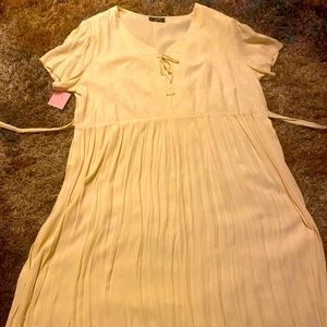 3 X Plus Cream Floral Embroidered Holiday Christmas Party Dress/Wedding Dress